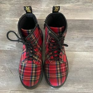 Tartan dr. Martens size 5